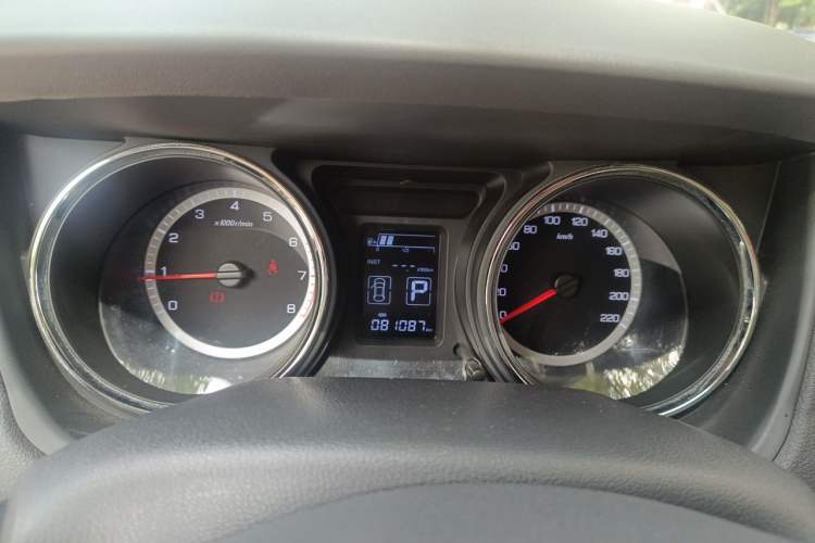 Used Dongfeng Aeolus A60 2016 1.6L Automatic Luxury Model Instrument Cluster