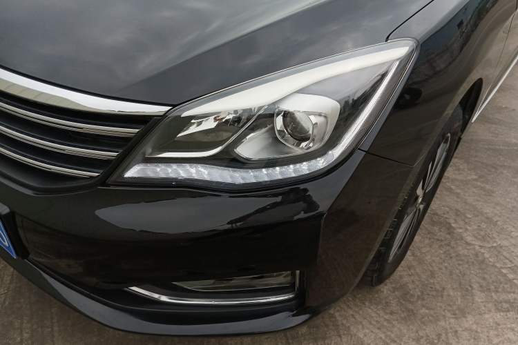 Used Dongfeng Aeolus A60 2016 1.5L Manual Luxury Version Left Front Headlight