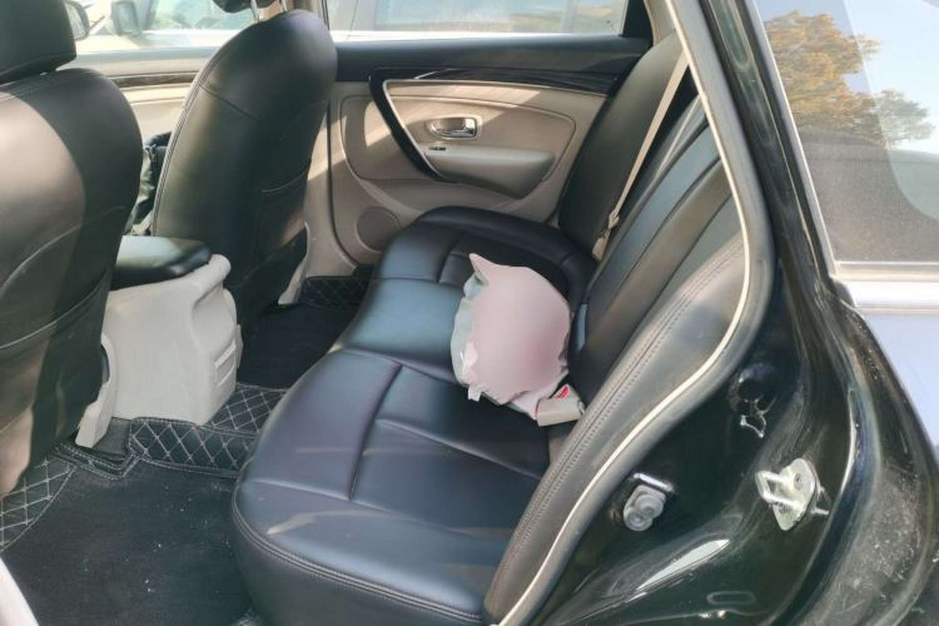 Used Dongfeng Aeolus A60 2016 1.6L DCT Luxury Edition Left Rear Seat