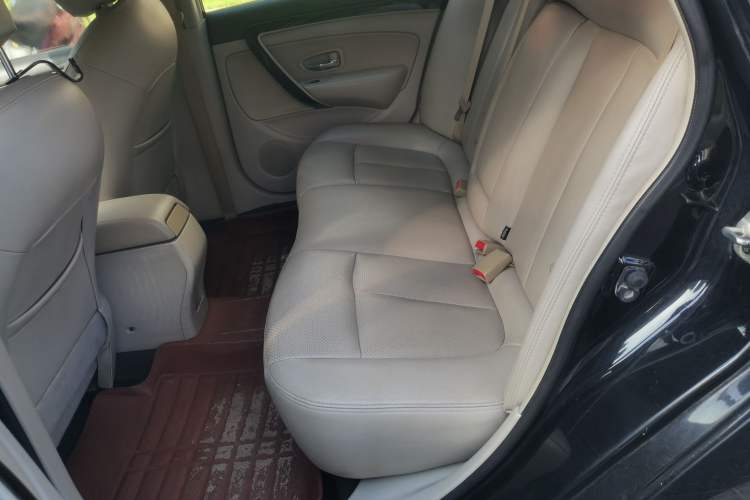 Used Dongfeng Aeolus A60 2016 1.5L Manual Luxury Version Left Rear Seat