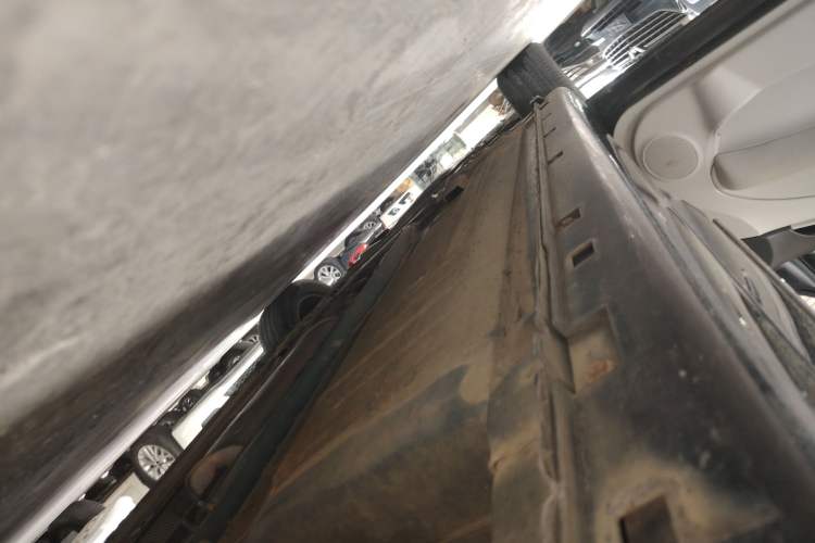 Used Dongfeng Aeolus A60 2016 1.6L Automatic Luxury Model Left Side Sill