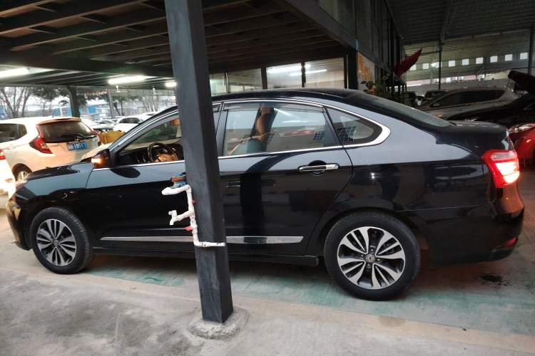 Used Dongfeng Aeolus A60 2016 1.6L Automatic Luxury Model Left Side