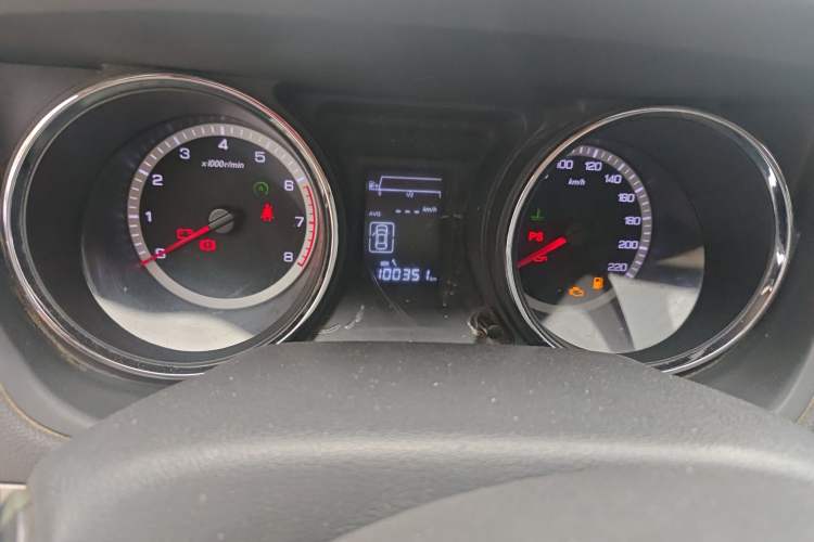 Used Dongfeng Aeolus A60 2016 1.5L Manual Luxury Model Odometer Close Up