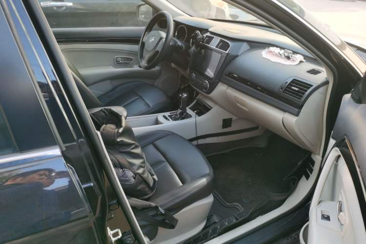 Used Dongfeng Aeolus A60 2016 1.6L DCT Luxury Edition Right Front Seat