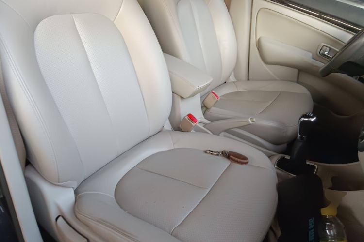 Used Dongfeng Aeolus A60 2016 1.5L Manual Luxury Version Right Front Seat