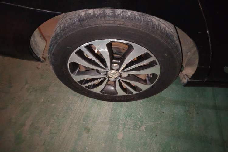 Used Dongfeng Aeolus A60 2016 1.6L Automatic Luxury Model Right Rear Wheel Hub