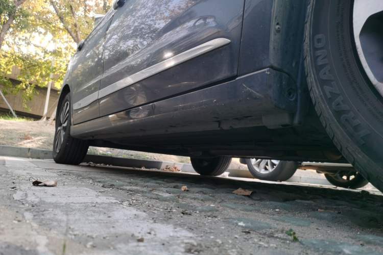 Used Dongfeng Aeolus A60 2016 1.6L DCT Luxury Edition Right Side Sill