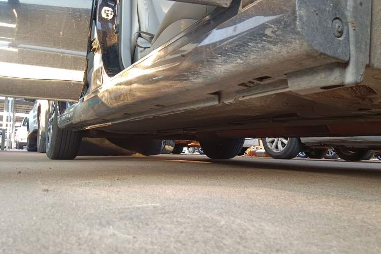 Used Dongfeng Aeolus A60 2016 1.5L Manual Luxury Version Right Side Sill