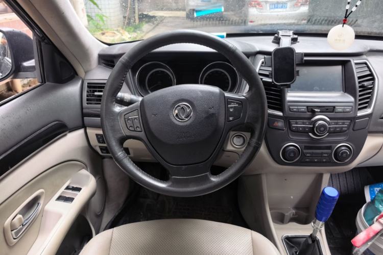 Used Dongfeng Aeolus A60 2016 1.5L Manual Luxury Version Steering Wheel