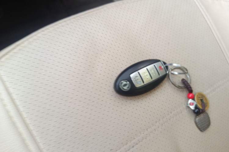 Used Dongfeng Aeolus A60 2016 1.6L Automatic Luxury Model Vehicle Key