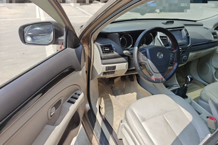 Used Dongfeng Aeolus A60 2016 1.5L Manual Luxury Version Driver Seat