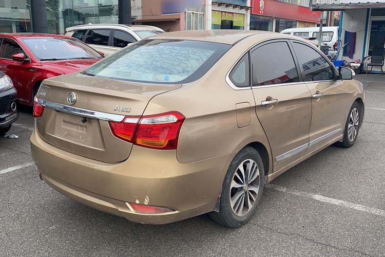 Used Dongfeng Aeolus A60 2016 1.5L Manual Luxury Version Exterior 3