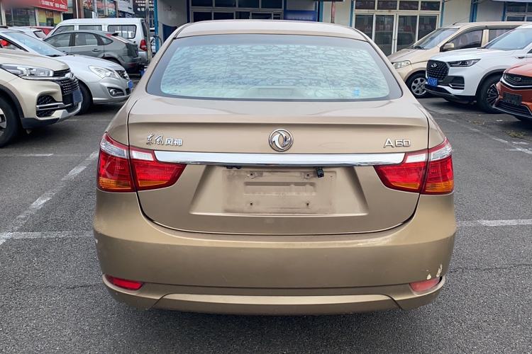 Used Dongfeng Aeolus A60 2016 1.5L Manual Luxury Version Exterior 4