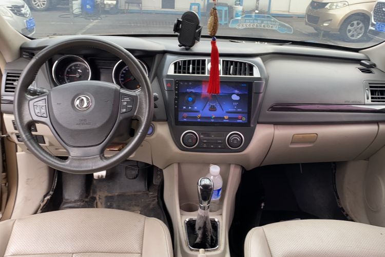 Used Dongfeng Aeolus A60 2016 1.5L Manual Luxury Version Interior 3