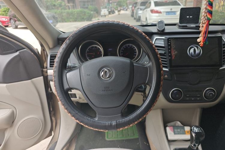 Used Dongfeng Aeolus A60 2016 1.5L Manual Luxury Model Steering Wheel