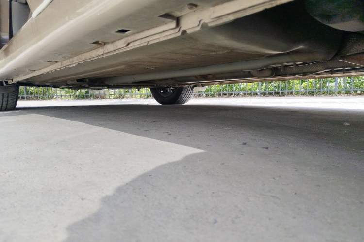 Used Dongfeng Aeolus A60 2016 1.6L Automatic Luxury Model Chassis Rear Left
