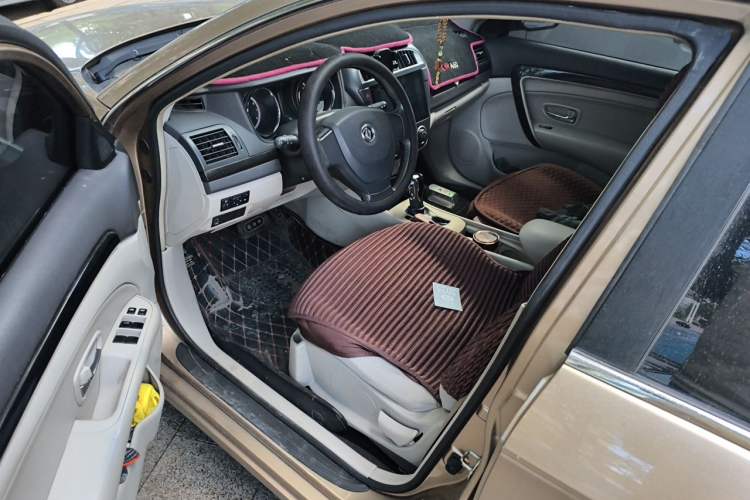 Used Dongfeng Aeolus A60 2016 1.6L Automatic Luxury Model Driver Seat