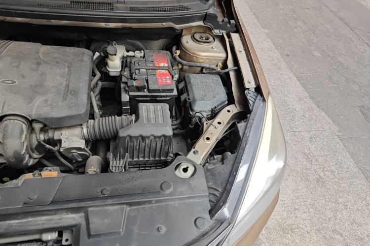 Used Dongfeng Aeolus A60 2016 1.5L Automatic Luxury Version Engine Bay Left