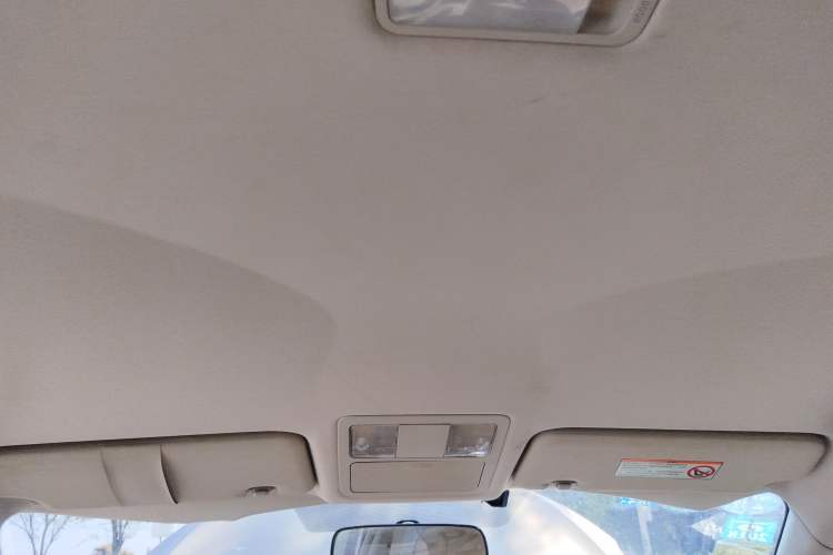 Used Dongfeng Aeolus A60 2016 1.6L Automatic Luxury Model Headliner