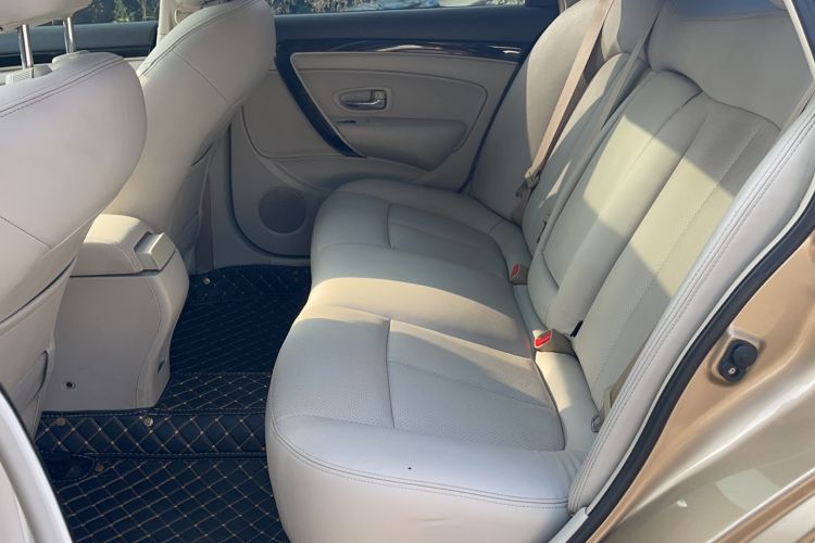 Used Dongfeng Aeolus A60 2016 1.5L Manual Luxury Version Interior 1