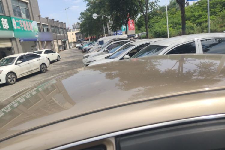 Used Dongfeng Aeolus A60 2016 1.6L Automatic Luxury Model Roof