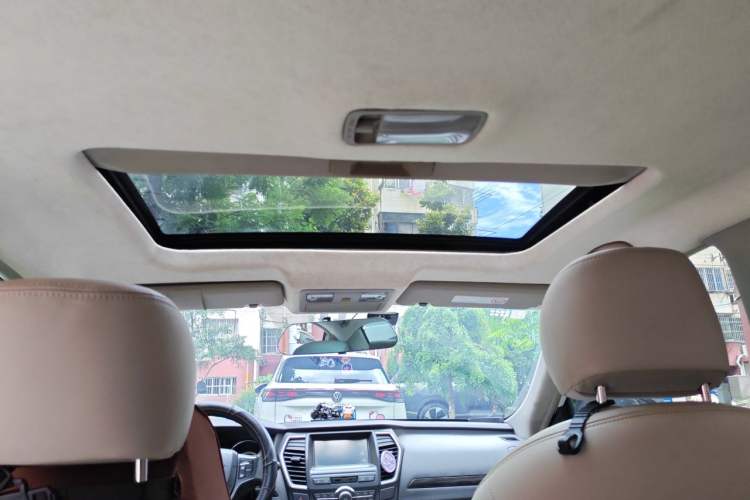 Used Dongfeng Aeolus A60 2016 1.5L Manual Luxury Version Headliner