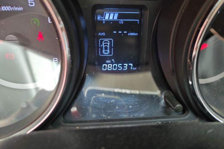 Used Dongfeng Aeolus A60 2016 1.5L Manual Luxury Version Odometer Close Up