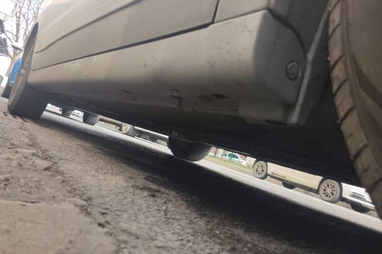 Used Dongfeng Aeolus A60 2016 1.6L Automatic Luxury Model Chassis Front Right