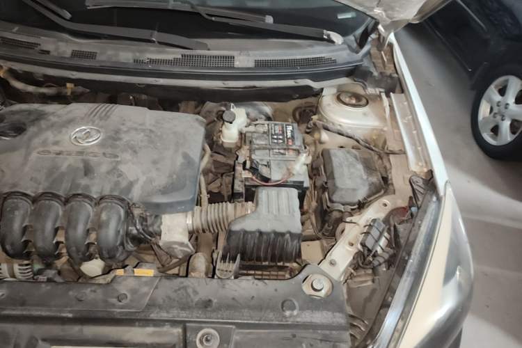 Used Dongfeng Aeolus A60 2016 1.5L Manual Luxury Version Engine Bay Left