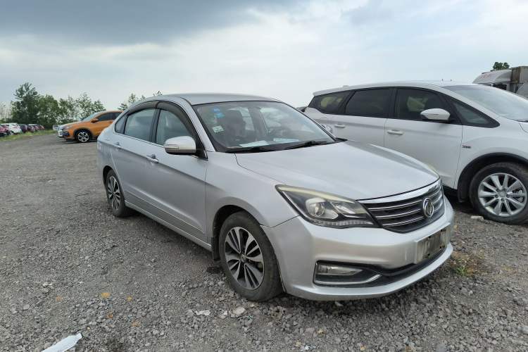 Used Dongfeng Aeolus A60 2016 1.5L Automatic Luxury Version Exterior 2