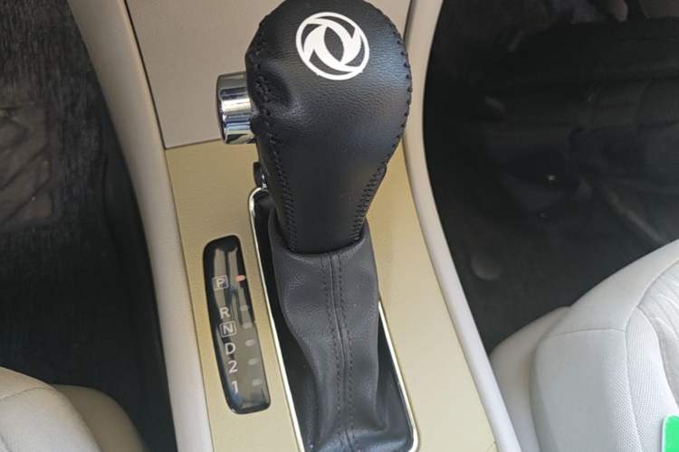Used Dongfeng Aeolus A60 2016 1.6L Automatic Luxury Model Gear Lever