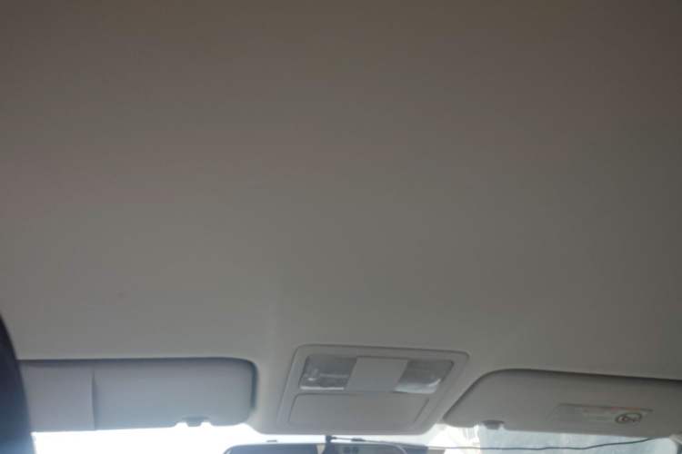 Used Dongfeng Aeolus A60 2016 1.6L Automatic Luxury Model Headliner