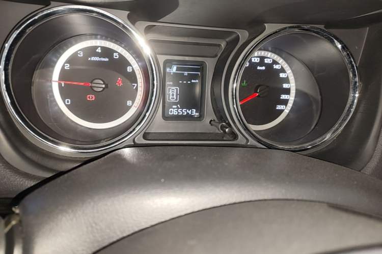 Used Dongfeng Aeolus A60 2016 1.5L Manual Luxury Version Odometer Close Up