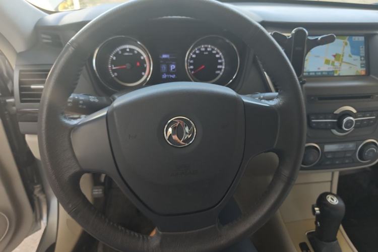 Used Dongfeng Aeolus A60 2016 1.6L Automatic Luxury Model Steering Wheel