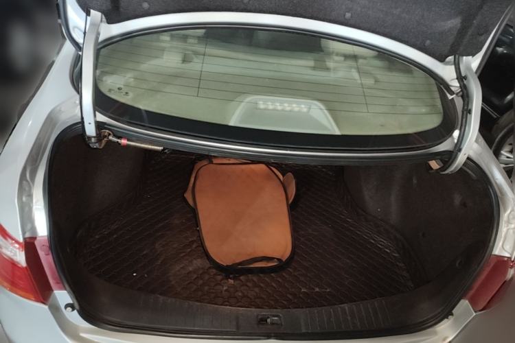 Used Dongfeng Aeolus A60 2016 1.5L Manual Luxury Version Trunk