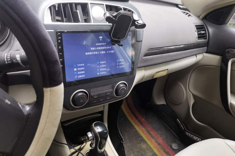 Used Dongfeng Aeolus A60 2016 1.6L Automatic Luxury Model Audio And AC Panel