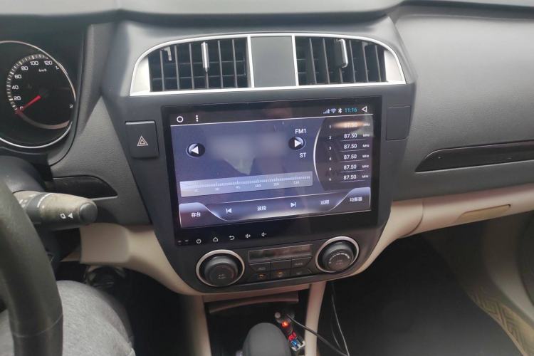Used Dongfeng Aeolus A60 2016 1.6L Automatic Luxury Model Audio And AC Panel