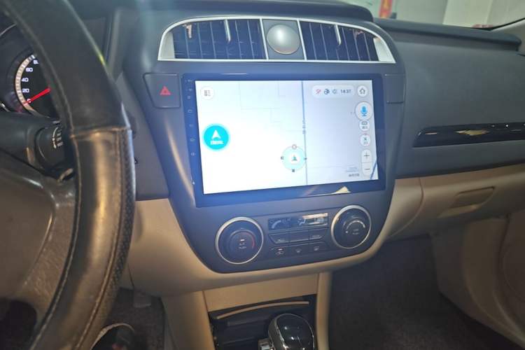 Used Dongfeng Aeolus A60 2016 1.6L Automatic Luxury Model Audio And AC Panel