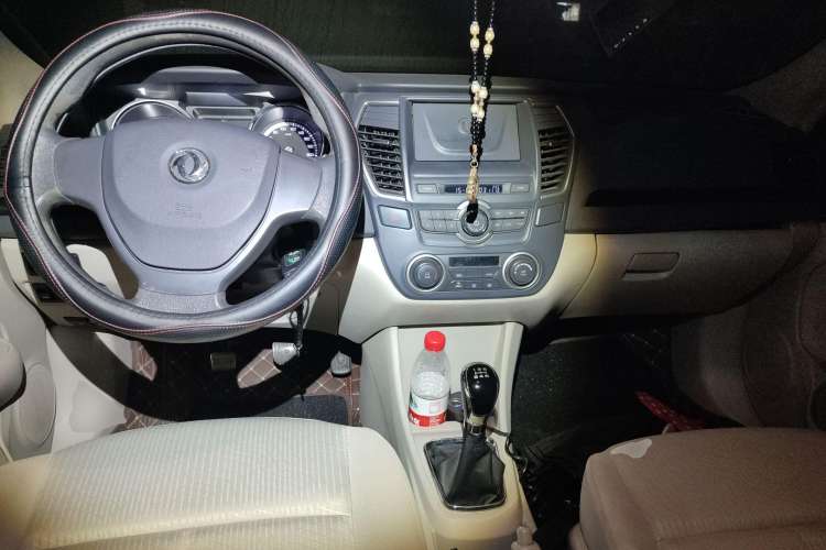 Used Dongfeng Aeolus A60 2016 1.4T Manual Luxury Model Center Console