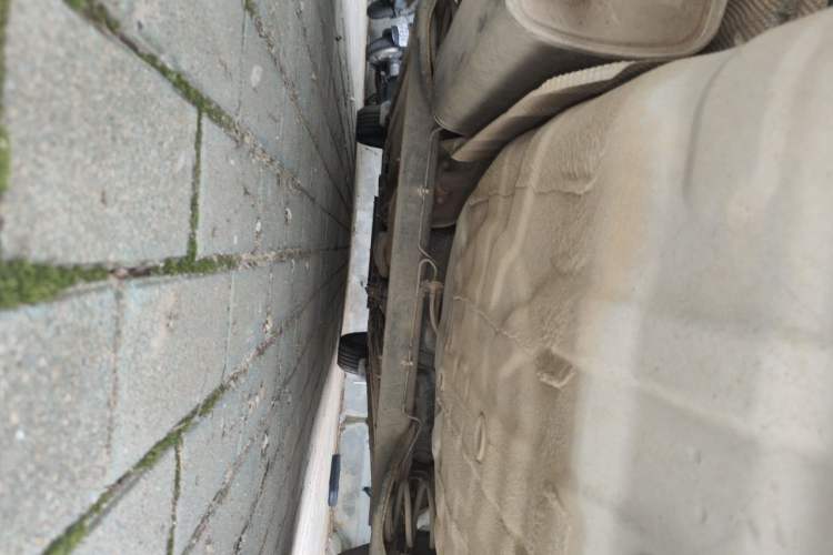 Used Dongfeng Aeolus A60 2016 1.5L Manual Luxury Model Chassis Rear