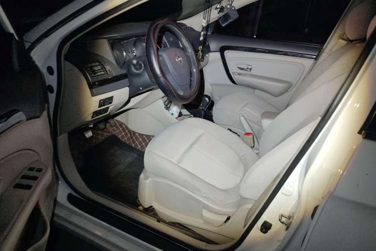Used Dongfeng Aeolus A60 2016 1.4T Manual Luxury Model Driver Seat