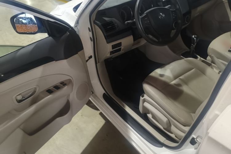 Used Dongfeng Aeolus A60 2016 1.5L Manual Luxury Version Driver Seat
