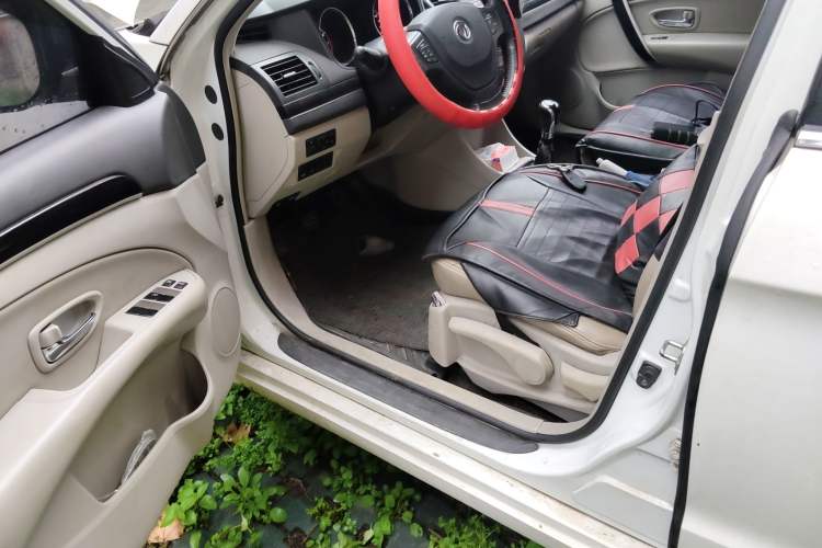 Used Dongfeng Aeolus A60 2016 1.5L Manual Luxury Version Driver Seat