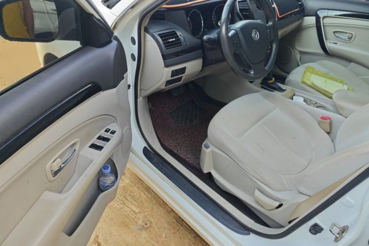 Used Dongfeng Aeolus A60 2016 1.6L Automatic Luxury Model Driver Seat
