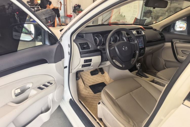 Used Dongfeng Aeolus A60 2016 1.6L Automatic Luxury Model Driver Seat