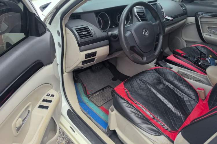 Used Dongfeng Aeolus A60 2016 1.6L Automatic Luxury Model Driver Seat