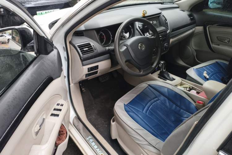 Used Dongfeng Aeolus A60 2016 1.6L Automatic Luxury Model Driver Seat