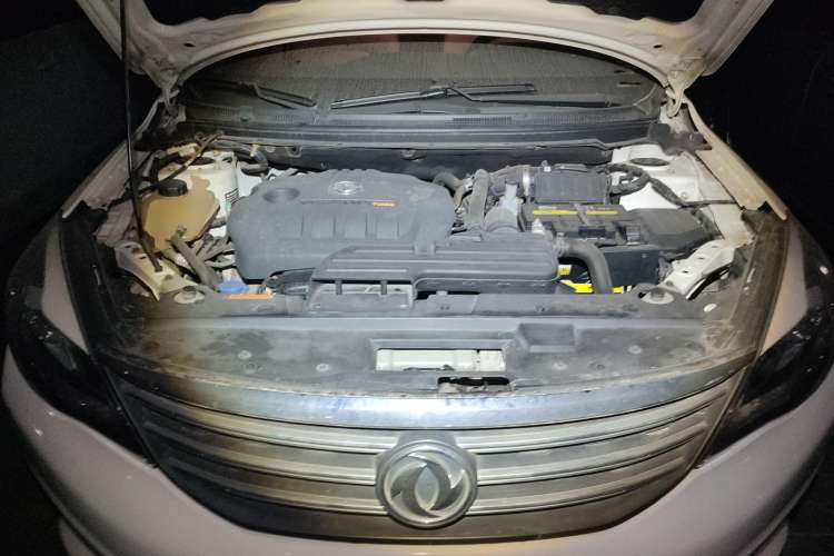 Used Dongfeng Aeolus A60 2016 1.4T Manual Luxury Model Engine Bay