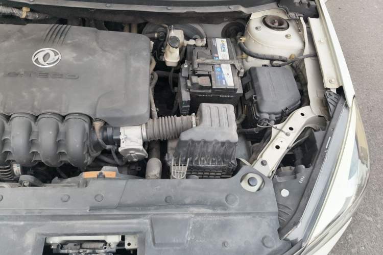 Used Dongfeng Aeolus A60 2016 1.5L Automatic Luxury Version Engine Bay Left