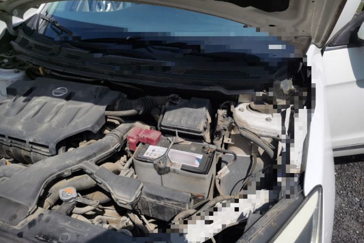 Used Dongfeng Aeolus A60 2016 1.6L Automatic Luxury Model Engine Bay Left